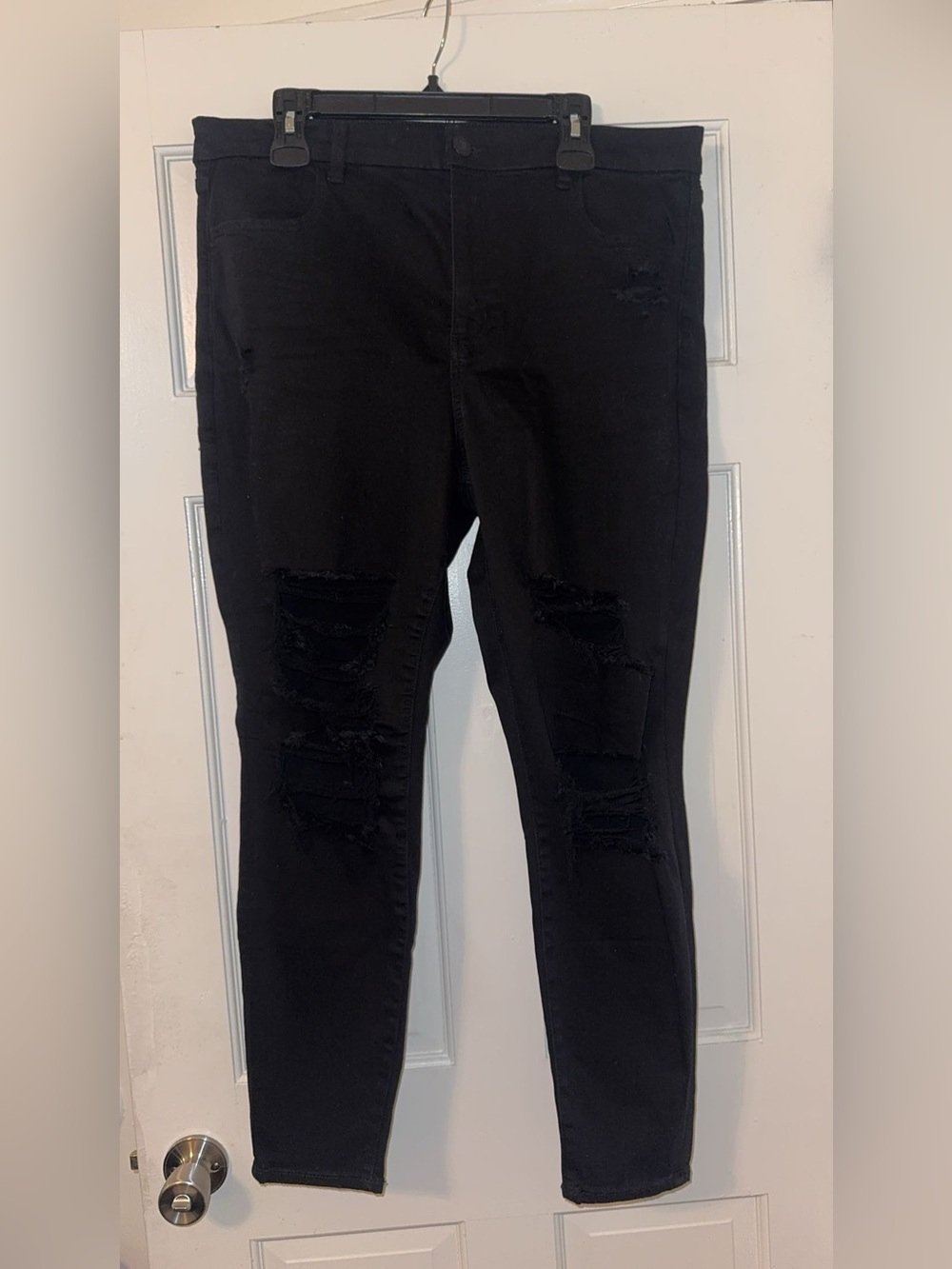 American Eagle Outfitters Black Skinny Jeans with Distressed Knees